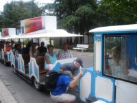 fot.Artek - kolejka na campingu (silnik od Garbusa)