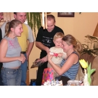 czy tej nocy Dana będzie Happy Lady?