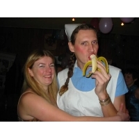 DAna, Siostra PEtra i BAnanek... ciekawa grupa:P