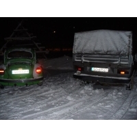 :) Dwa pierwsze samochody:)
